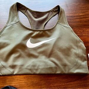 Nike Women's Khaki Sports Bra size M NWT
